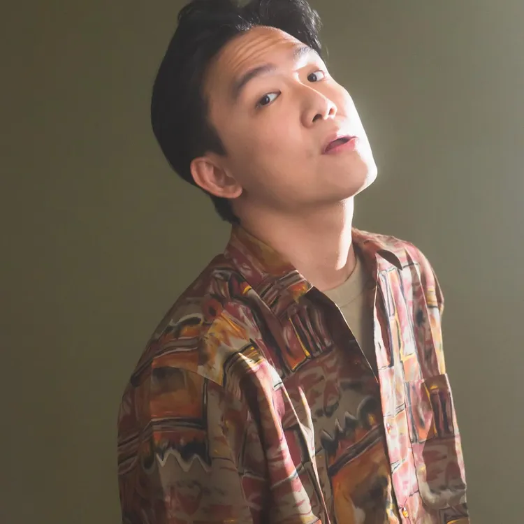 權樂臉書裡滿滿都是他演出單口喜劇的精華影片。翻攝權樂臉書