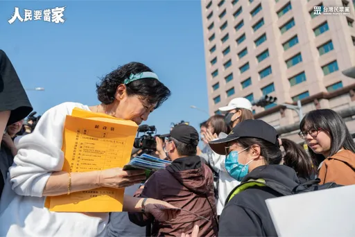 陳佩琪哽咽!到場挺民眾黨 談柯文哲血尿「盡任何管道找出病因」