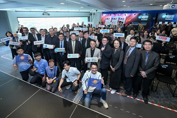 H2GP Taiwan 2025大獎賽，串聯臺灣氫能教育力，各界嘉賓共同歡慶賽事啟動。聯華新能源提供