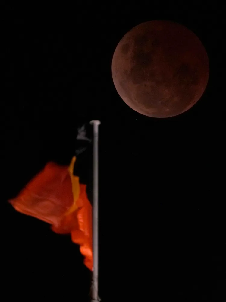 澳洲看到的血月。美聯社