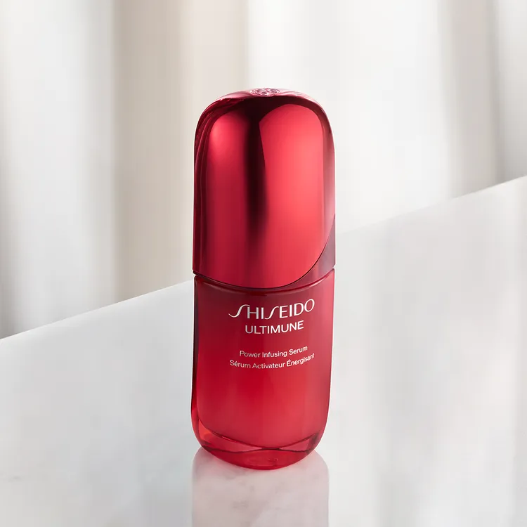 資生堂紅妍山茶花修護精華，75ml／5600元。品牌提供