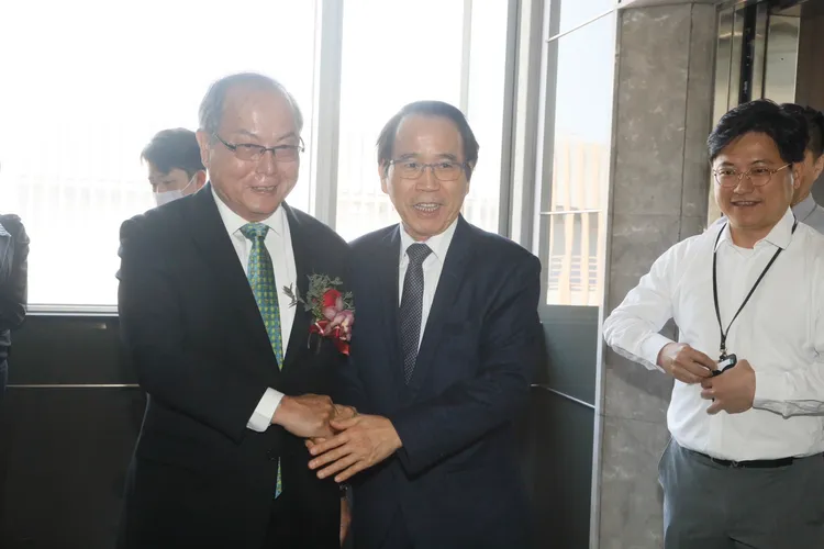 高雄市副市長林欽榮表示，高鐵後站在未來高鐵科技之心推動下，後站將變前站。葉家銘攝