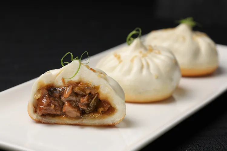 海參鴨肉煎包。業者提供