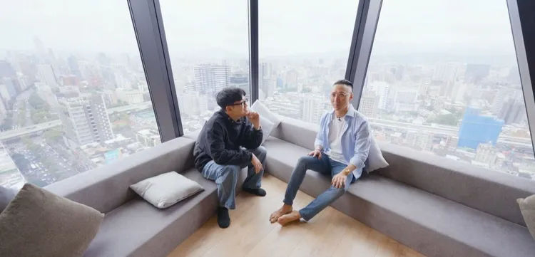 Joeman開箱Ryan住的4億豪宅「台北之星」。翻攝Joeman YT