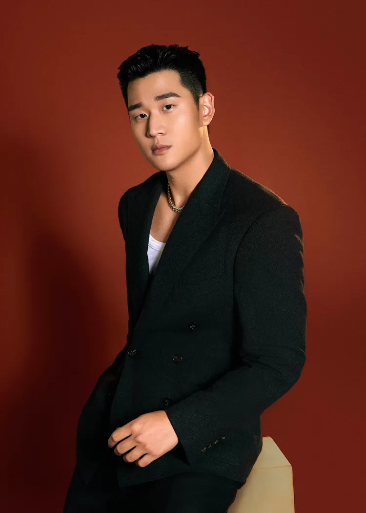 周興哲新專輯MV砸重本，每支都邀來戲劇大咖帝后演出。圖／星空飛騰提供