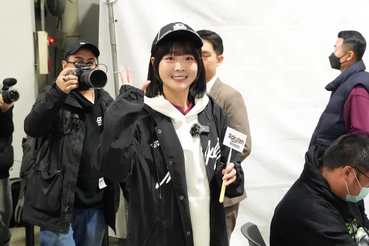 籃籃卸任隊長，今突現身記者會。彭欣偉攝