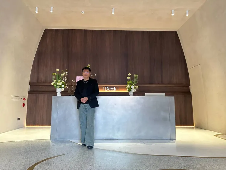 羅耕甫為德瑞克操刀旗艦店門市設計，吸引不少建商前往參觀。葉家銘攝