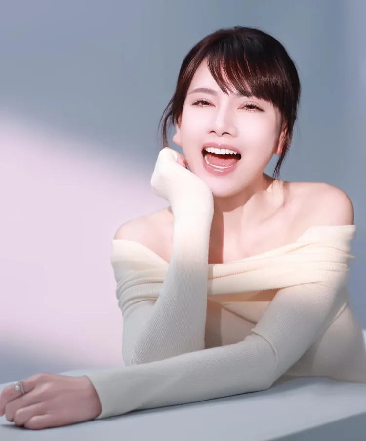 陳子璇隔了7個月突然回歸臉書。翻攝陳子璇臉書