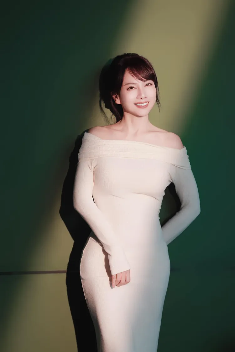 陳子璇在臉書貼出美照。翻攝陳子璇臉書