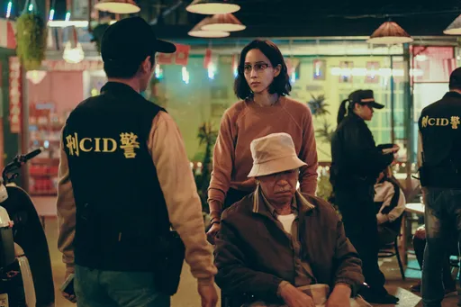 張鈞甯獻從影最難演出 戴眼鏡遮美貌:我故意的