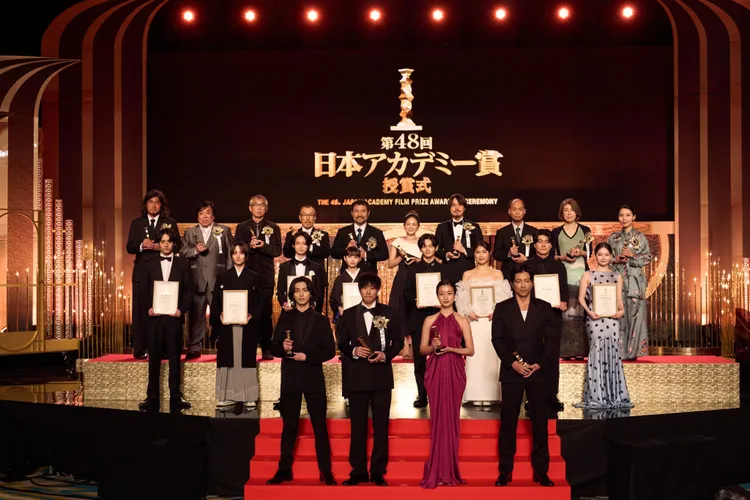 第48屆得主大合照。翻攝日本電影學院獎X