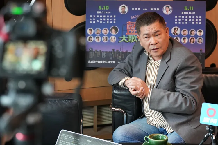 澎恰恰認為面對逆境人生，絕對不能輕易讓自己消失不見，甚至逃避躲起來。彭欣偉攝