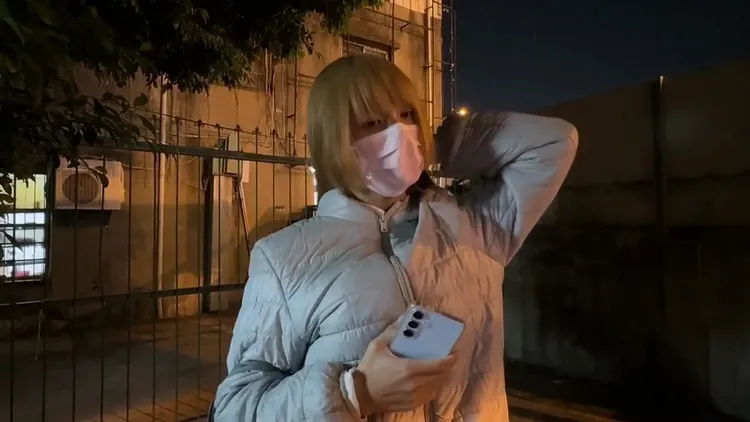 假冒義消為溺水男童CPR的Yuki昨晚現身，強調自己是日本人，就讀日本護專，5年前曾考過EMT，現正申請義消，卻拿不出相關證明。民眾提供