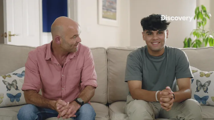 《爸戰荒野》的其中一對父子檔：47 歲的班和 14 歲的小兒子羅卡。Discovery提供