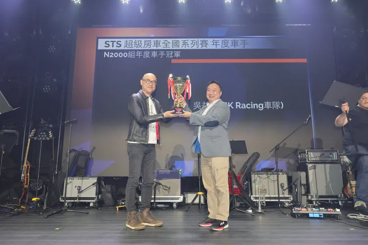 STS N2000組年度車手冠軍