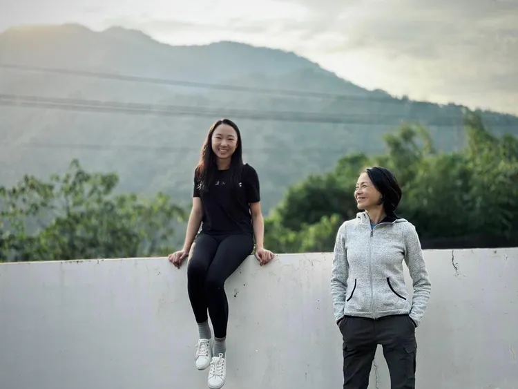 杜蕾（左）結婚近一年，柯淑勤不催生。翻攝柯淑勤臉書