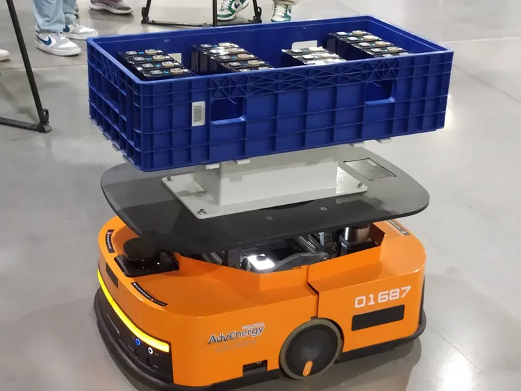 台塑新智能位於彰濱工業區的台塑尖端能源2.1GWh電芯及模組廠，今天首度對外開放。許麗珍攝