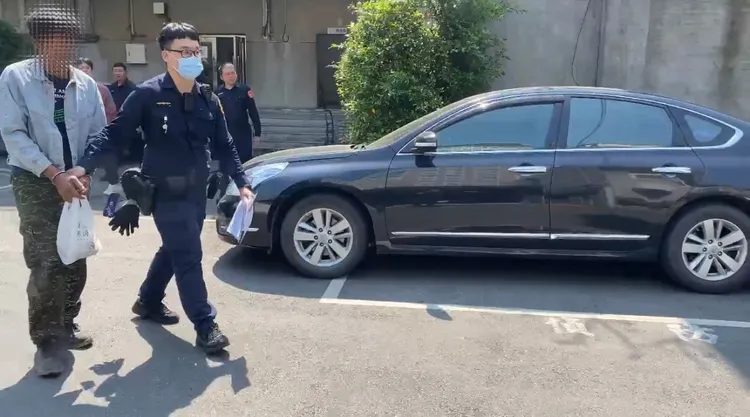 蘇男（哥哥）解送歸案。警方提供