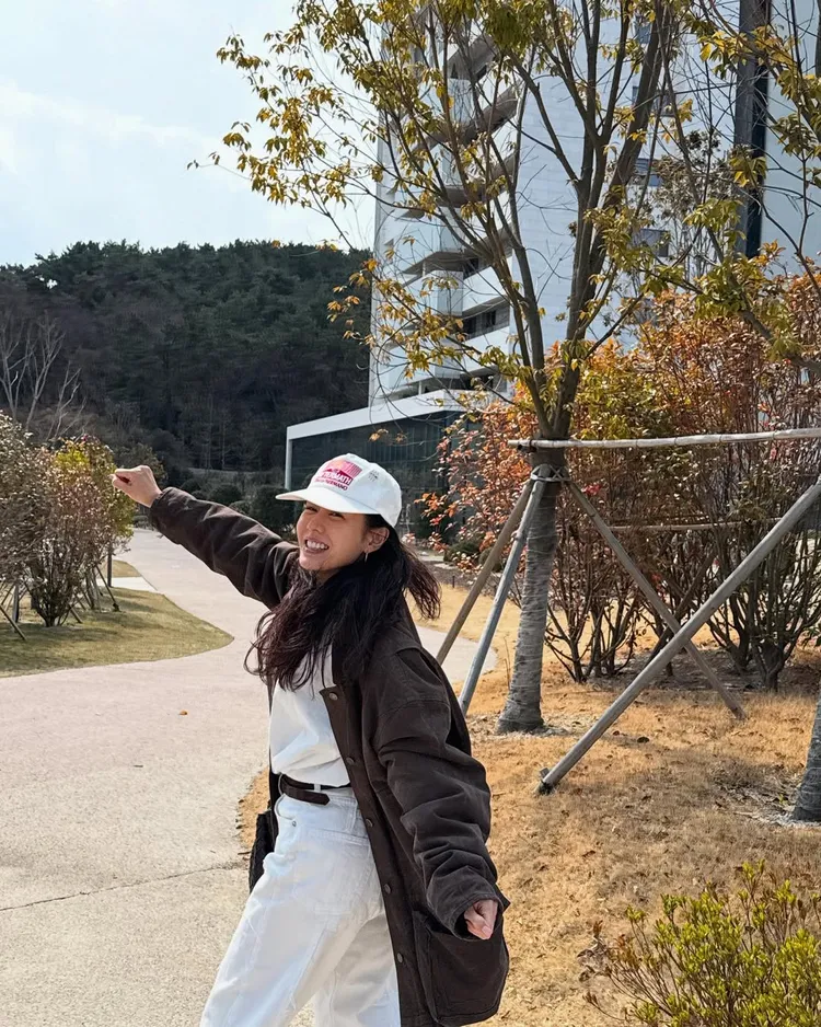 孫藝真開心約會。翻攝IG