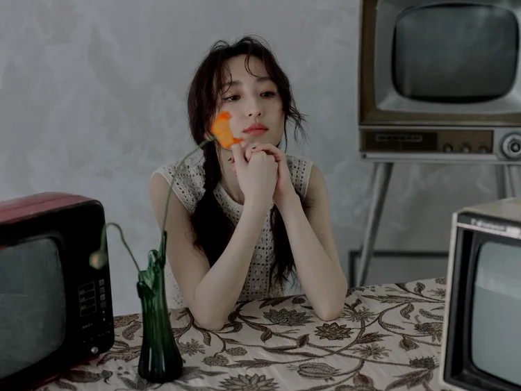 02柯佳嬿秀清純雙馬尾照。重版文化提供