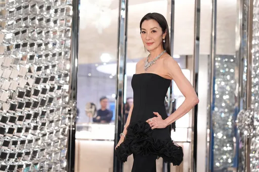 楊紫瓊戴3億Tiffany閃耀台北101　霸氣喊「再拿一座奧斯卡」