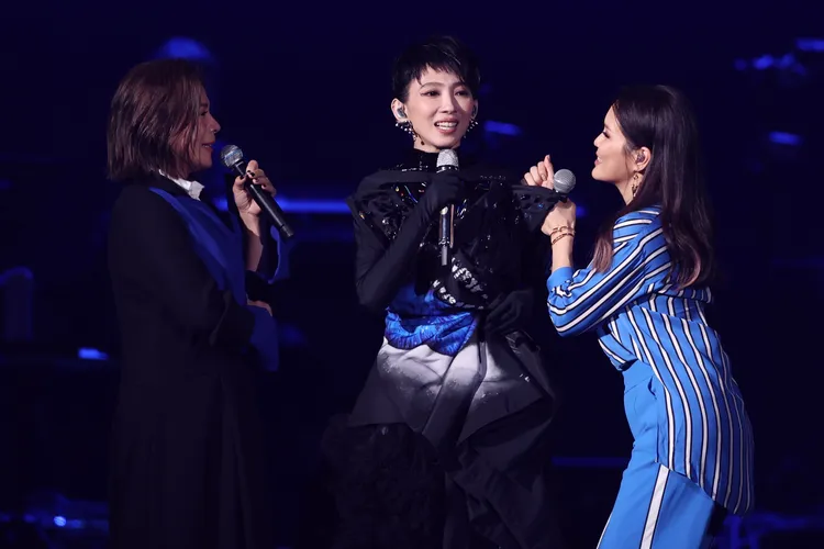 戴佩妮開唱，合體周蕙、江美琪組成「瘋三娘」。彭欣偉攝