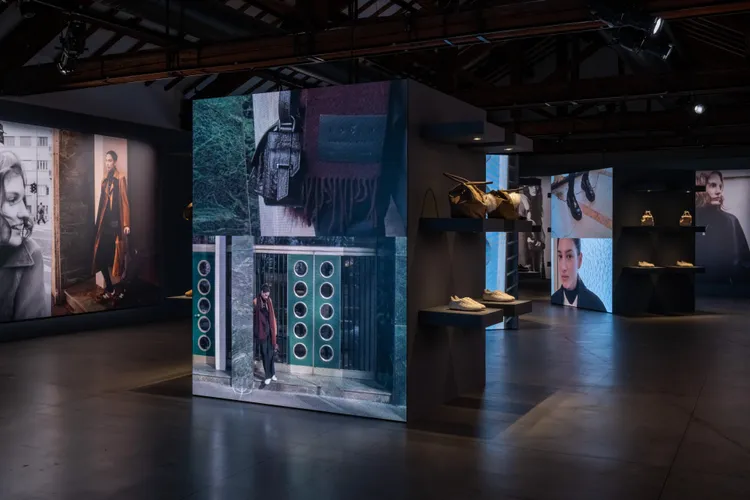 HOGAN 2025秋冬秀場打造出米蘭人的休閒愜意。品牌提供