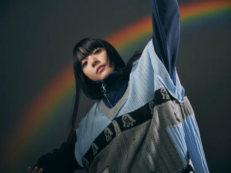 愛繆推出新單曲《素描 / 聽著你的夢想，我腦海裡浮現出有趣的點子!》。華納音樂國際部提供