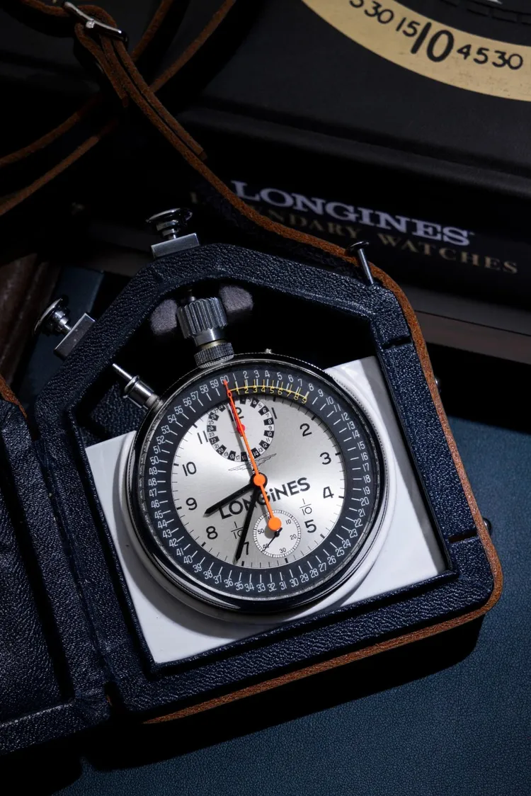 1957年可測量十分之一秒的專業高振頻碼錶。品牌提供