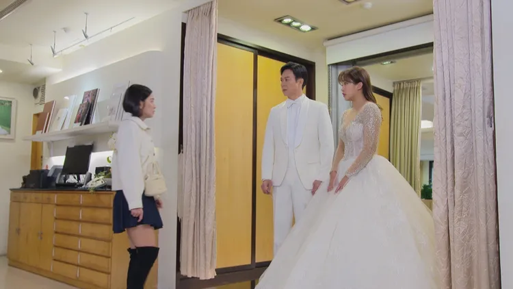 （左起）米可白、王燦、賴慧如。民視提供