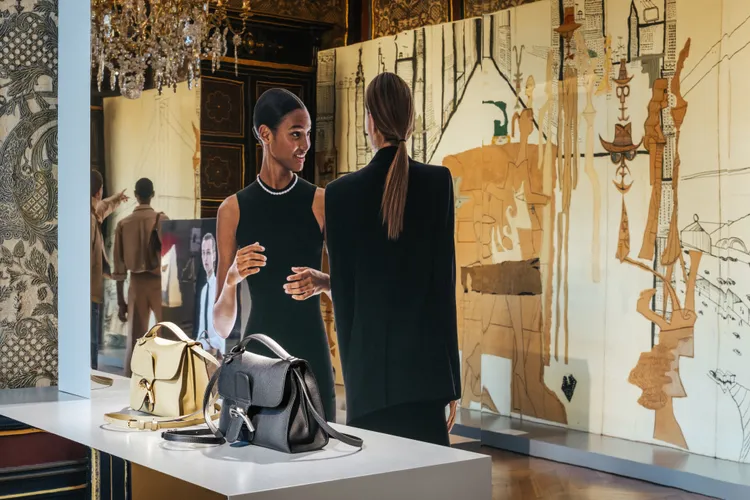 Delvaux打造出全新Brillant Tempo手袋。品牌提供