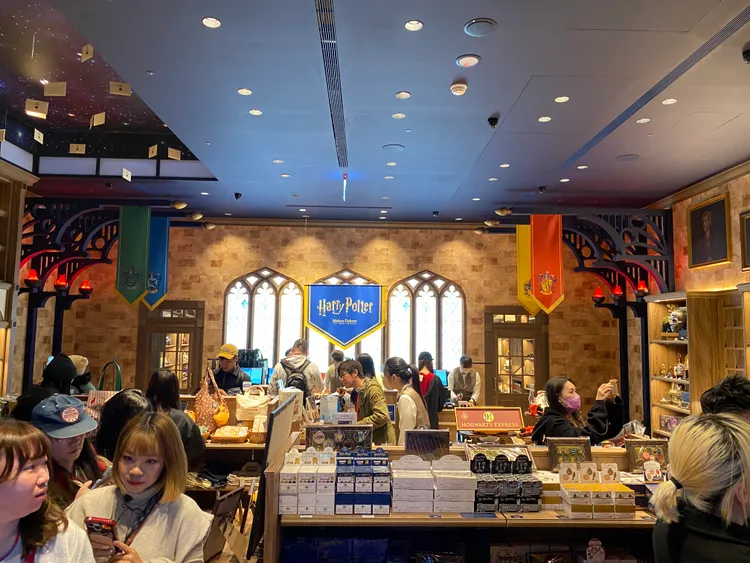南港LaLaport「Harry Potter - Mahou Dokoro」為首間海外常設型店鋪 。莊偉祺攝