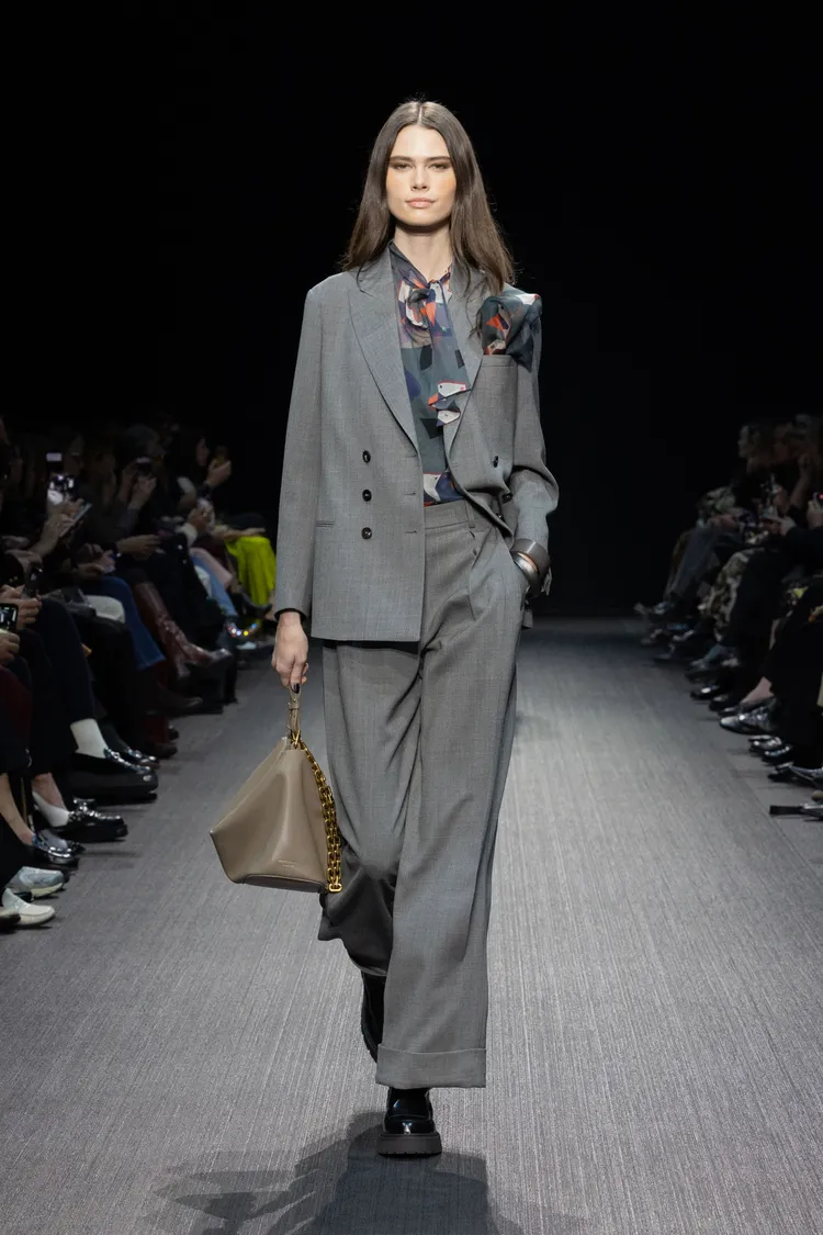 Emporio Armani 2025秋冬大秀。品牌提供