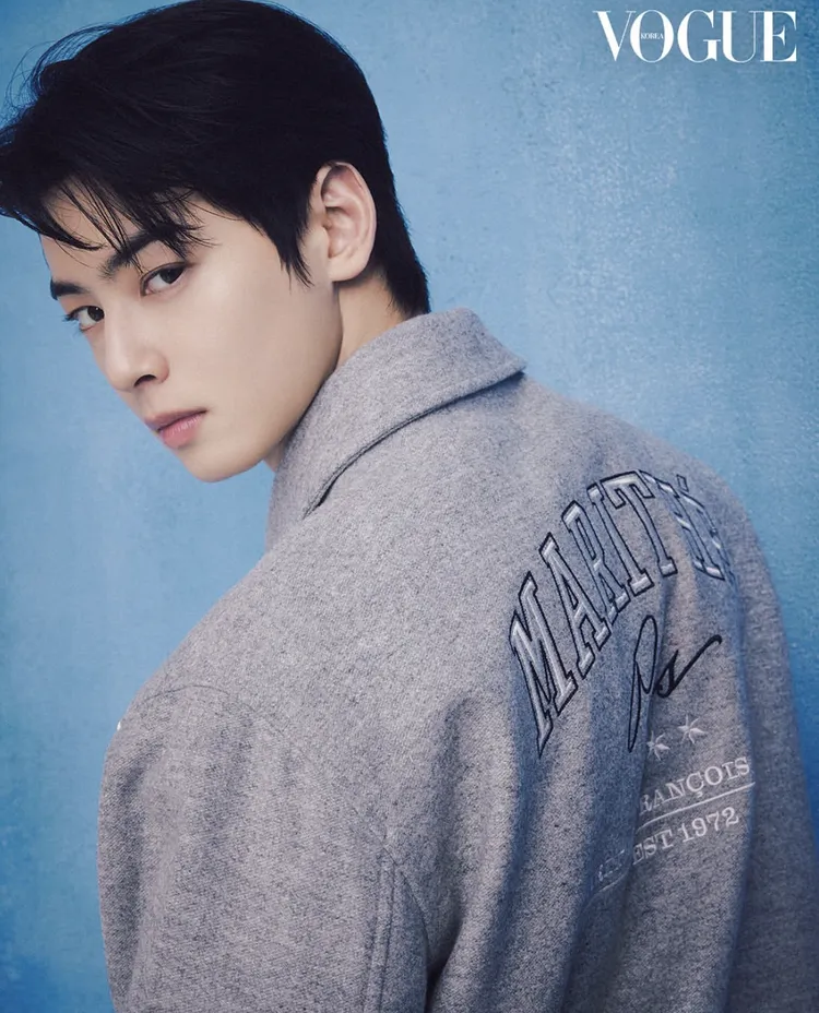 車銀優演繹Marithé Francois Girbaud街頭風造型。翻攝voguekorea IG