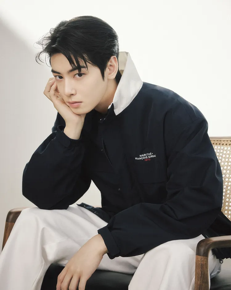 車銀優以黑色夾克穿出法式街頭風格。翻攝marithe_kr IG