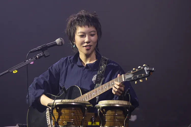 竇靖童唱到一半，歌迷狂喊她「老婆」。如此製作 Roots Production提供