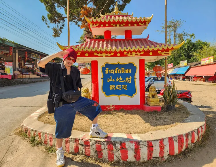 黃明志帶員工去泰國清邁渡假。圖／亞洲通文創提供