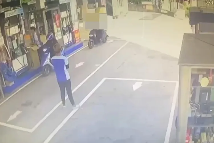郭男先到加油站買汽油。警方提供