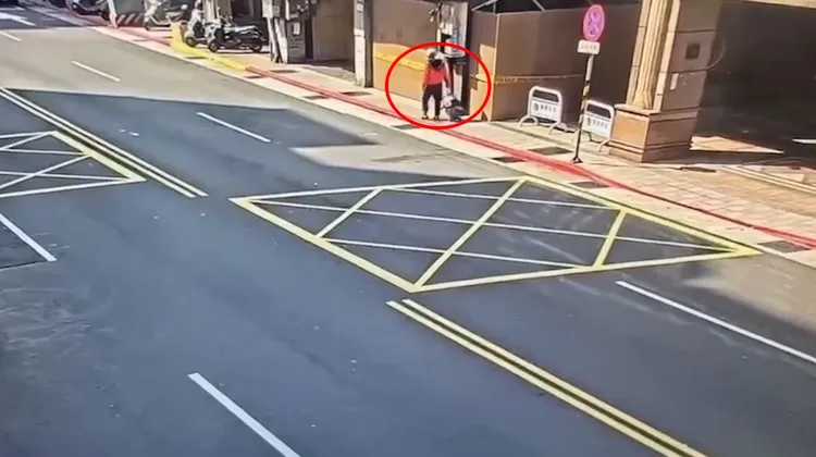 劉男案發後還在附近徘徊。警方提供