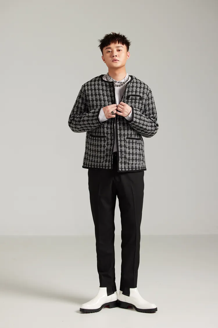 許富凱瘦身成功，更顯帥氣。圖／何樂音樂X寬宏藝術提供