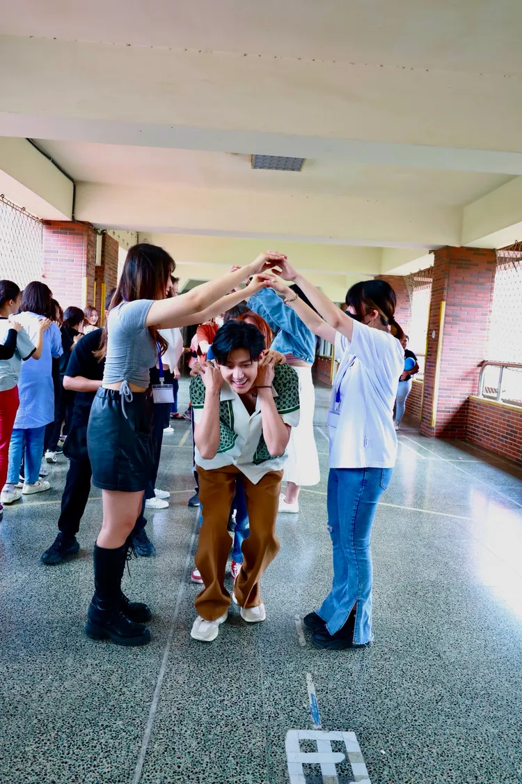 李玉璽32歲生日做公益。晴空鳥提供