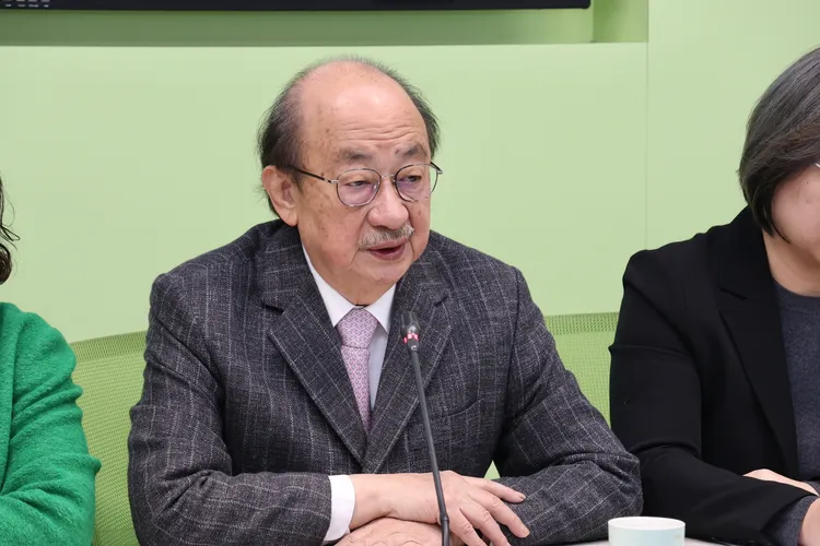 民主進步黨立法院黨團總召集人柯建銘昨(4)日上電台節目砲轟同黨立委王定宇。資料照片