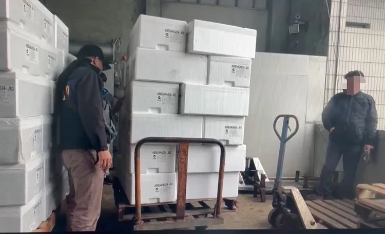 這批貨物早已被運往新北三峽區與高雄前鎮區冷凍倉儲。警方提供