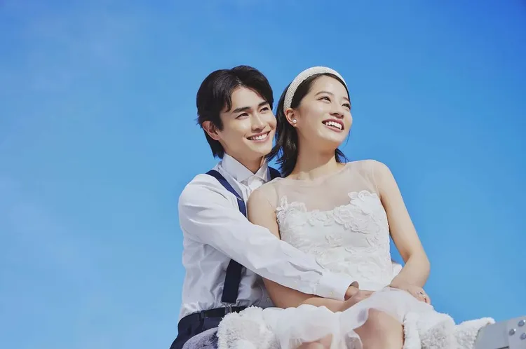 《ZEXY》雜誌用未成年模特兒扮演新娘引來非議。翻攝modelpress