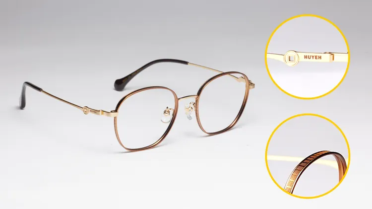 「虎爺款」融入金元寶、Q版虎爺圖案象徵財運亨通。品牌提供