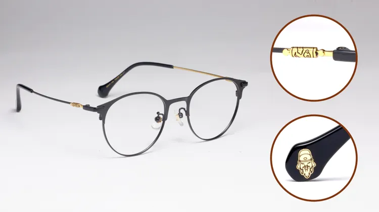 「文昌帝君款」不僅外觀斯文典雅，細節處還以書卷與文昌筆圖案點綴。品牌提供