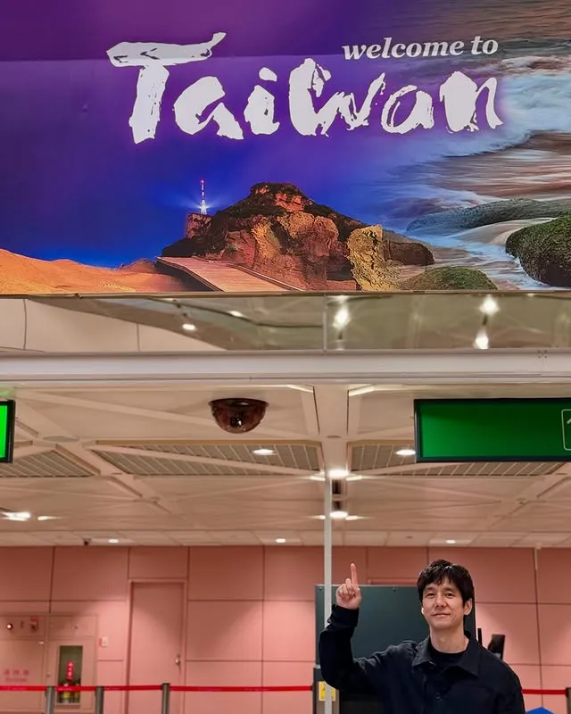 西島秀俊7日PO出抵達桃園機場。翻攝西島秀俊IG