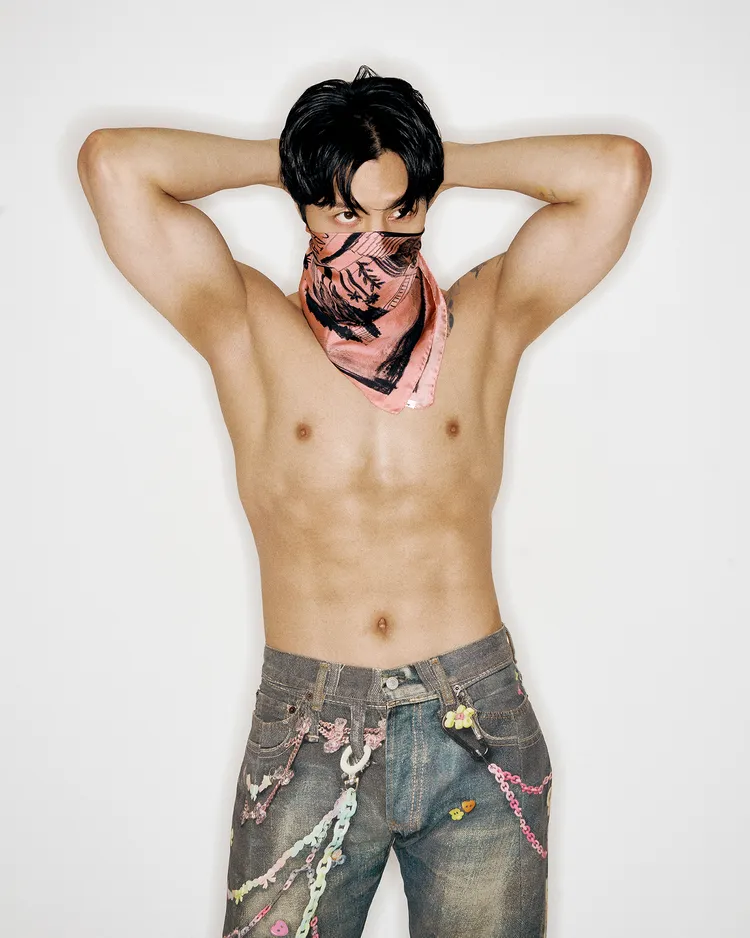 Johnny大方曬出健身成果。品牌提供