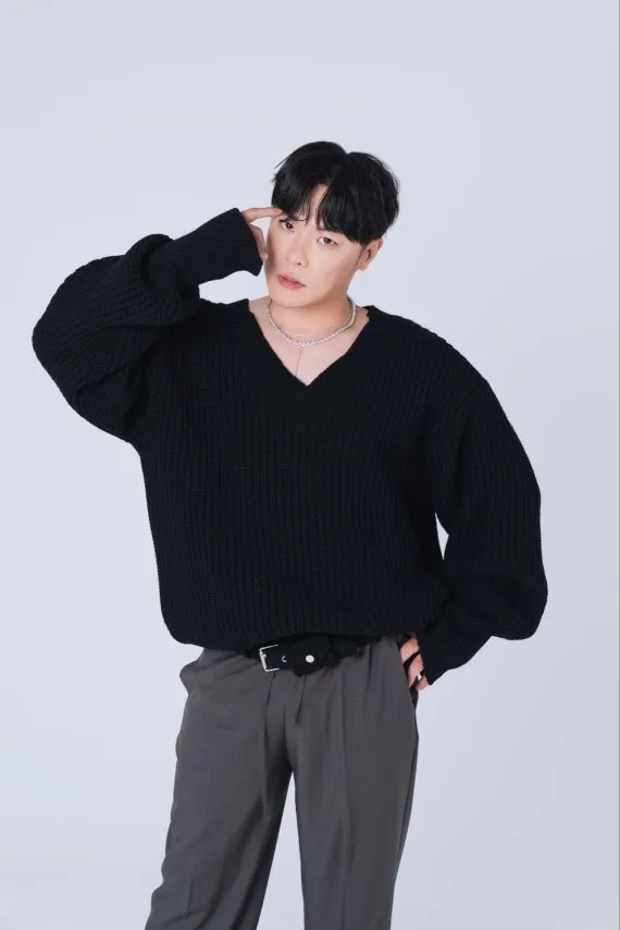 輝星出道22年，擁有不少暢銷歌曲。翻攝tajoy娛樂