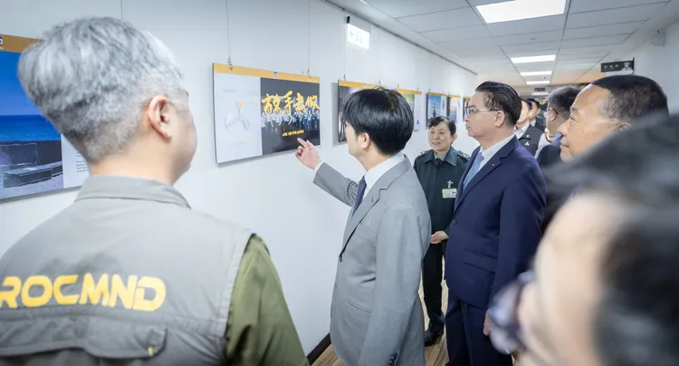 賴清德訪問軍聞社、青報。賴清德臉書